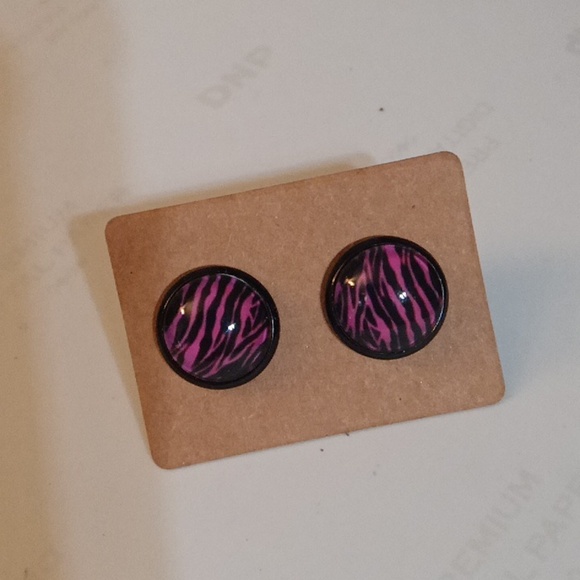 Custom Earrings - Picture 1 of 2